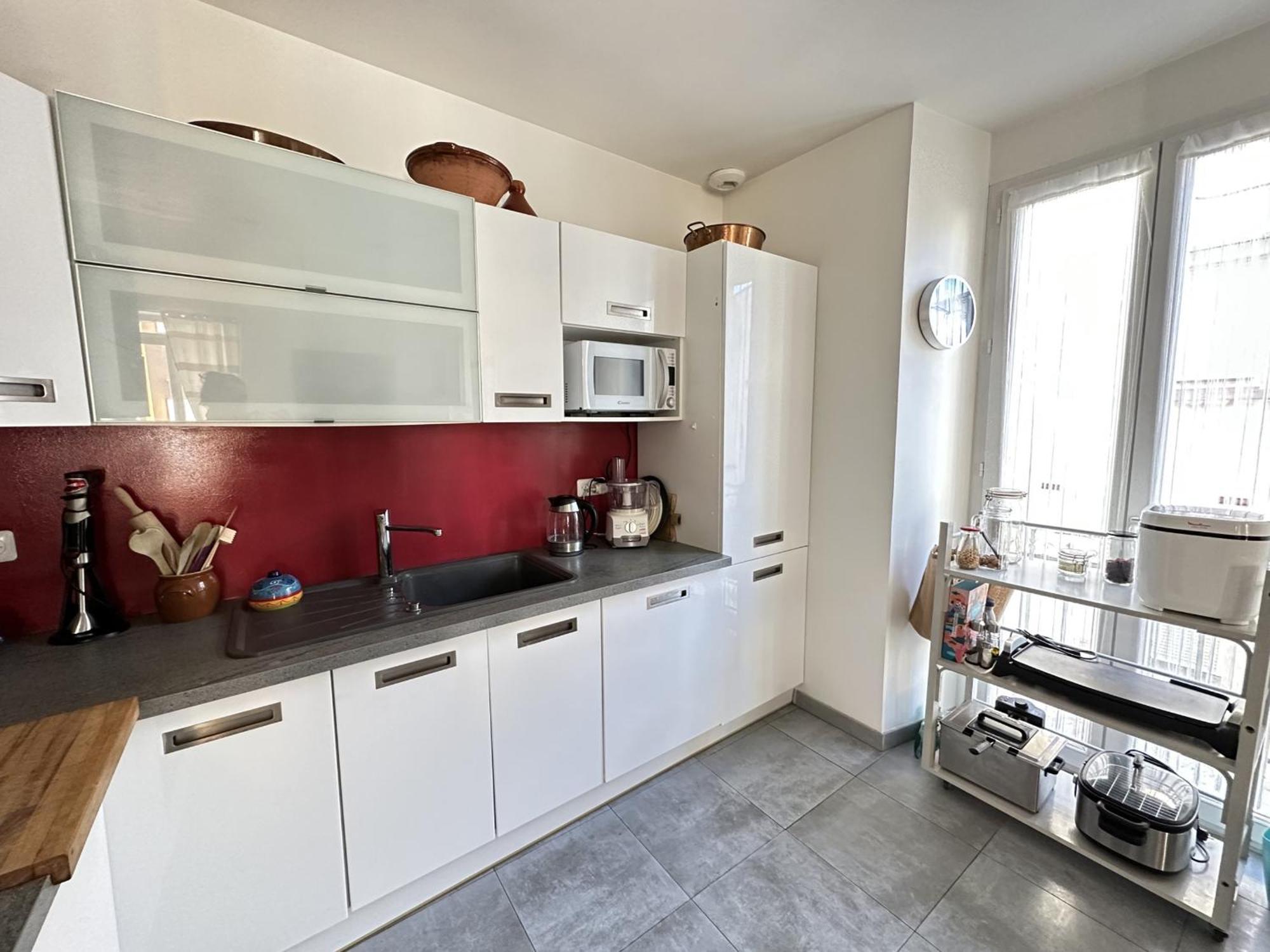 Grand T3 Bis Chaleureux Avec Terrasse, Ascenseur Et Parking Gratuit, A Deux Pas De La Place Castellane - Fr-1-309-151 포르방드르 외부 사진